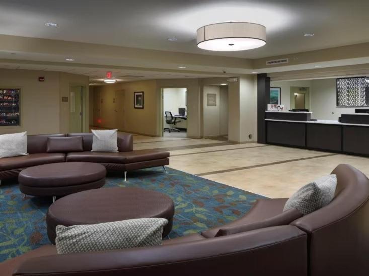 Candlewood Suites - Newark South - University Area By Ihg Dış mekan fotoğraf