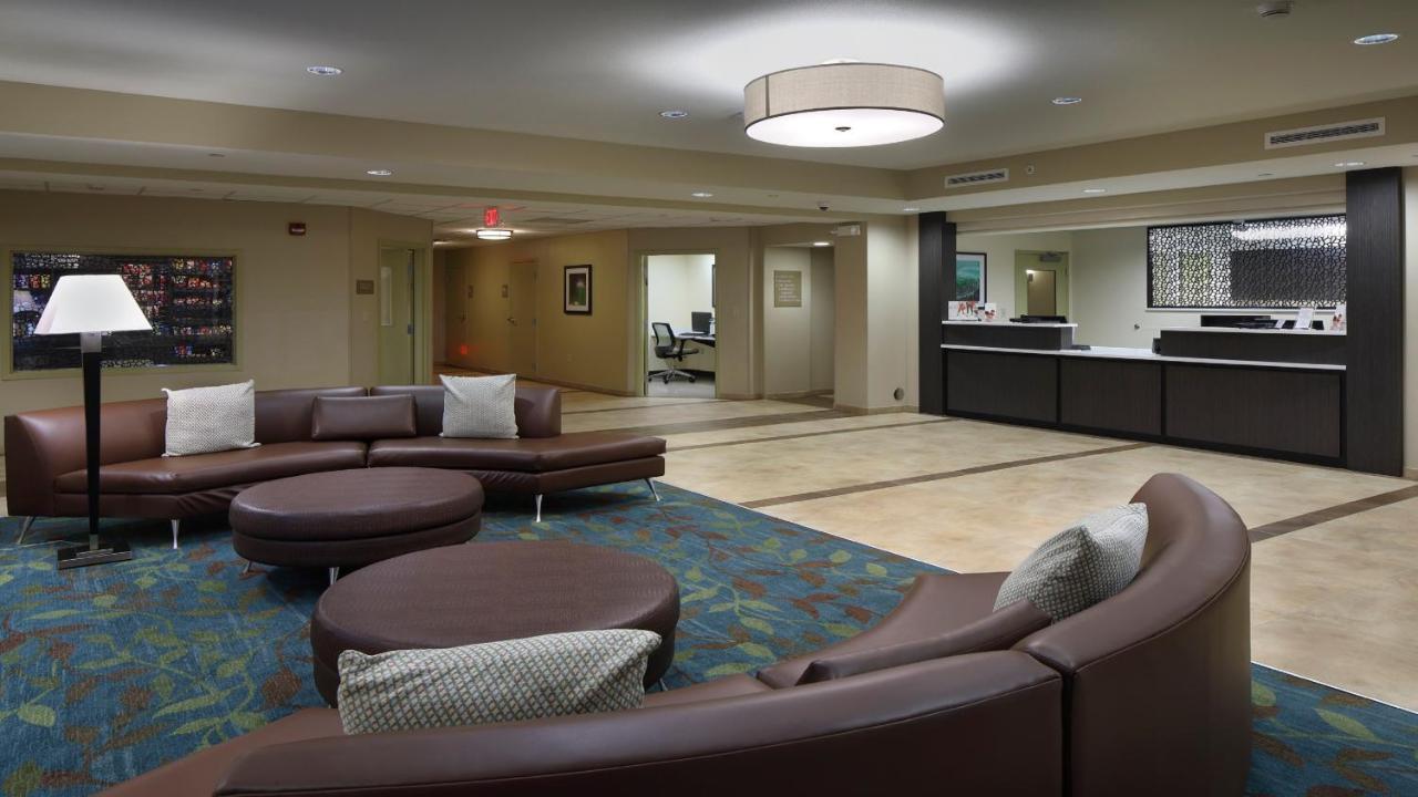 Candlewood Suites - Newark South - University Area By Ihg Dış mekan fotoğraf